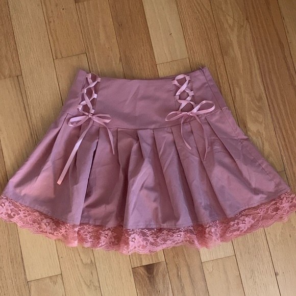 Kawaii Y2K Pink Bow Tie Lacy Trim Mini Skirt, Size M - Picture 1 of 4